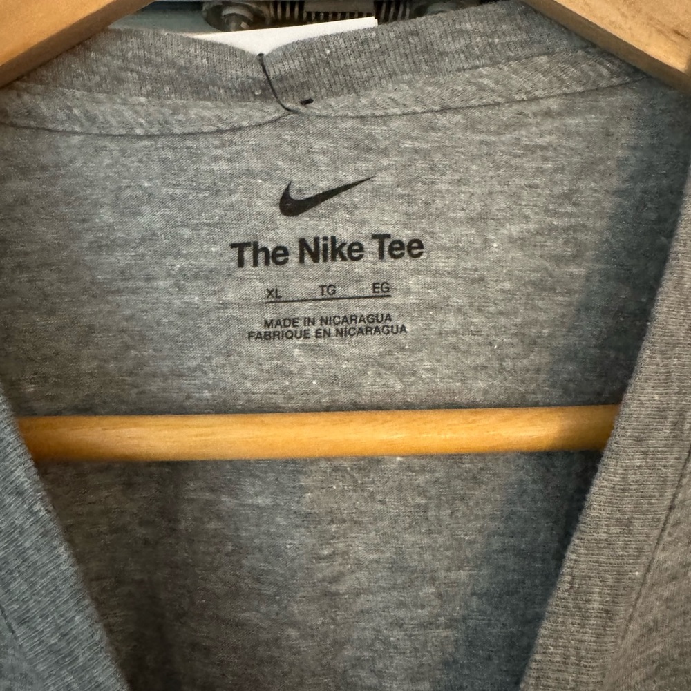 Nike Gray T-Shirt Philadelphia Eagles XL - Picture 2 of 3